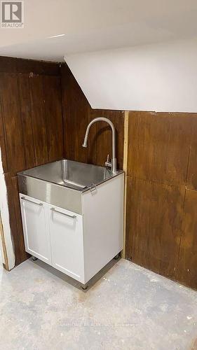 Bsmt - 1366 Roylen Road, Oakville, ON - Indoor Photo Showing Laundry Room