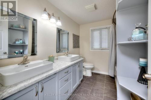 167 Pine Martin Crescent, Kitchener, ON - Indoor Photo Showing Bathroom