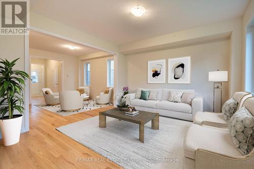 21 Heming Street, Brant, ON - Indoor Photo Showing Living Room