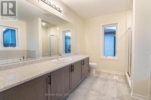 21 Heming Street, Brant, ON - Indoor Photo Showing Bathroom