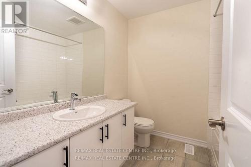 21 Heming Street, Brant, ON - Indoor Photo Showing Bathroom