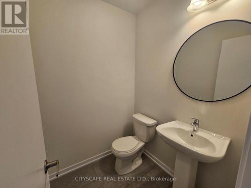 1534 Wheatcroft Drive, Oshawa, ON - Indoor Photo Showing Bathroom