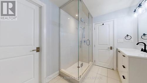 42 Evanston Drive, Toronto, ON - Indoor Photo Showing Bathroom