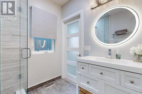 61 Roseheath Avenue, Toronto, ON - Indoor Photo Showing Bathroom