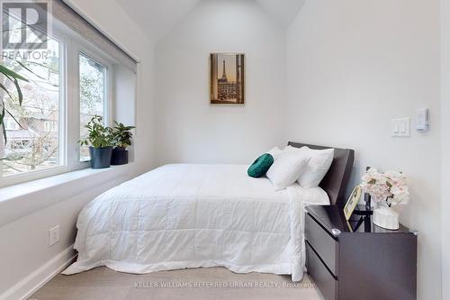 61 Roseheath Avenue, Toronto, ON - Indoor Photo Showing Bedroom