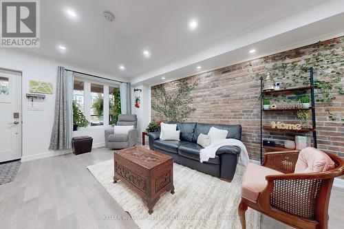 61 Roseheath Avenue, Toronto, ON - Indoor Photo Showing Living Room