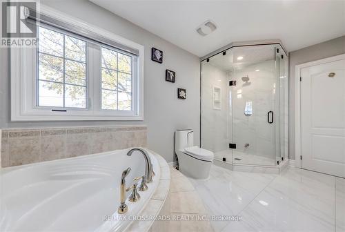 20 Brock Street, Ajax, ON - Indoor Photo Showing Bathroom