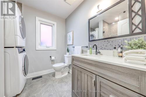 20 Brock Street, Ajax, ON - Indoor Photo Showing Bathroom