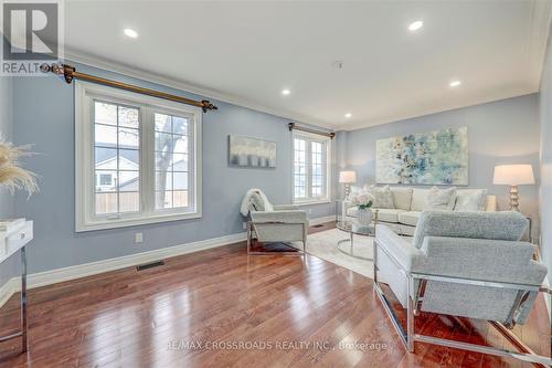 20 Brock Street, Ajax, ON - Indoor Photo Showing Living Room