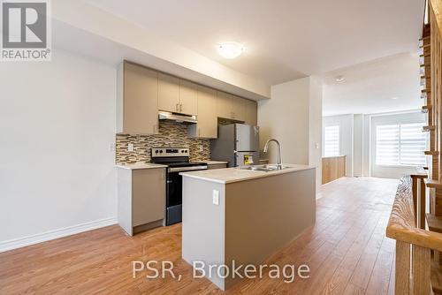 794 Eddystone Path S, Oshawa, ON - Indoor Photo Showing Kitchen With Double Sink