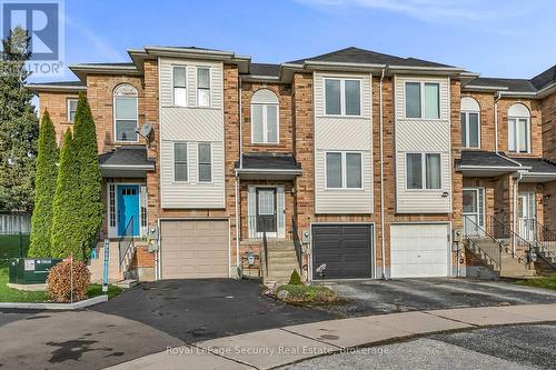 64 Natale Court, Bradford West Gwillimbury, ON - Outdoor With Facade