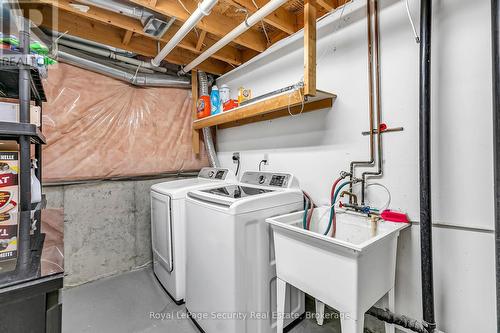 64 Natale Court, Bradford West Gwillimbury, ON - Indoor Photo Showing Laundry Room