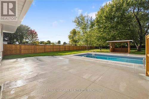 78 Beverly Crescent, Welland, ON - Outdoor With In Ground Pool