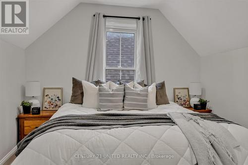 288 Westcott Street, Peterborough (Downtown), ON - Indoor Photo Showing Bedroom