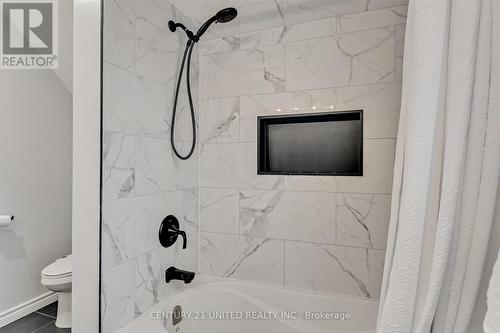 288 Westcott Street, Peterborough (Downtown), ON - Indoor Photo Showing Bathroom