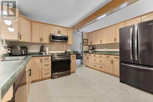 1578 Rapid Road, Whitewater Region, ON - Indoor Photo Showing Kitchen With Double Sink