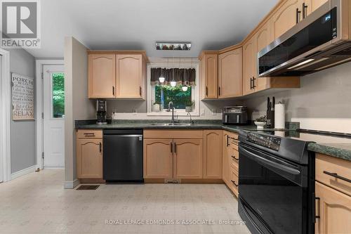 1578 Rapid Road, Whitewater Region, ON - Indoor Photo Showing Kitchen With Double Sink