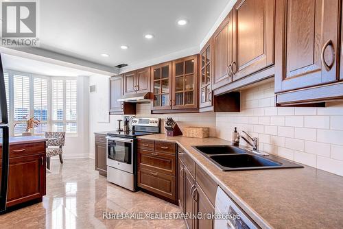 1102 - 192 Jarvis Street, Toronto, ON - Indoor Photo Showing Kitchen With Double Sink