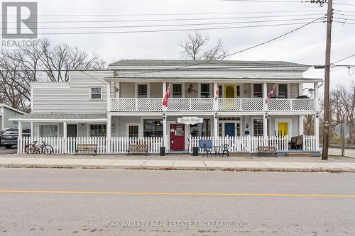 Historic Sparta House - 46342 Sparta Line S, Central Elgin (Sparta), ON 