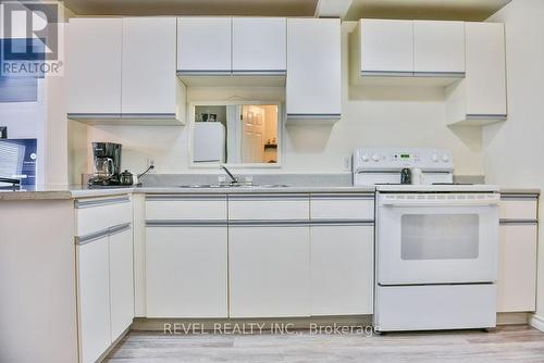 158 Kent Avenue, Timmins (Ts - Sw), ON - Indoor Photo Showing Kitchen