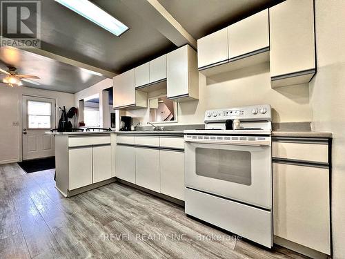 158 Kent Avenue, Timmins (Ts - Sw), ON - Indoor Photo Showing Kitchen