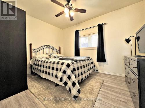 158 Kent Avenue, Timmins (Ts - Sw), ON - Indoor Photo Showing Bedroom