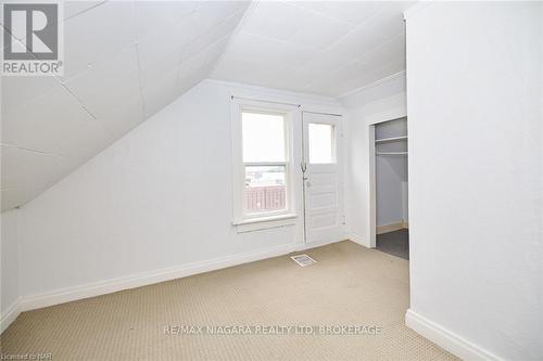 4889 Mcrae Street, Niagara Falls (211 - Cherrywood), ON - Indoor Photo Showing Other Room