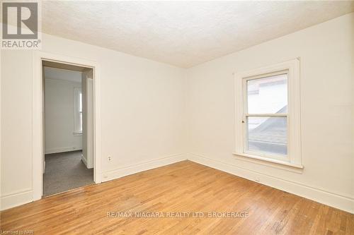 4889 Mcrae Street, Niagara Falls (211 - Cherrywood), ON - Indoor Photo Showing Other Room