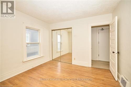 4889 Mcrae Street, Niagara Falls (211 - Cherrywood), ON - Indoor Photo Showing Other Room