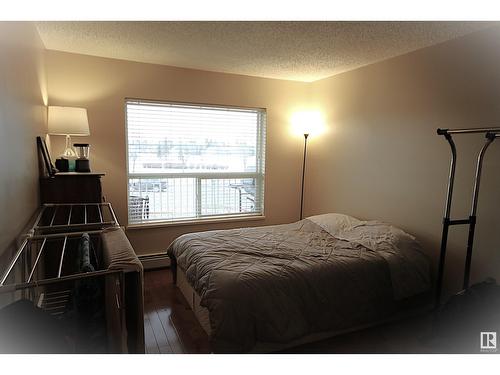 #216 17404 64 Av Nw, Edmonton, AB - Indoor Photo Showing Bedroom