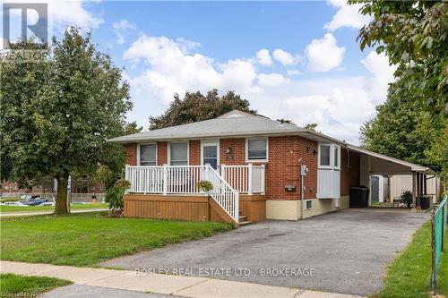 105 Rockwood Avenue, St. Catharines, ON - Outdoor With Deck Patio Veranda