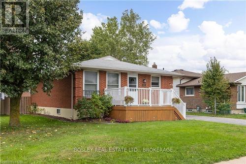 105 Rockwood Avenue, St. Catharines, ON - Outdoor With Deck Patio Veranda