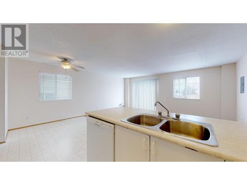 9216 86 Street, Fort St. John, BC - Indoor Photo Showing Kitchen With Double Sink