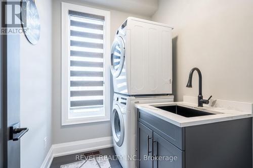 148 Susan Drive, Pelham, ON - Indoor Photo Showing Laundry Room