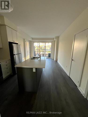 702 - 160 Densmore Road, Cobourg, ON - Indoor Photo Showing Kitchen