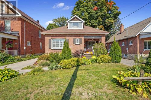 162 Montgomery Street, Peterborough (Otonabee), ON - Outdoor