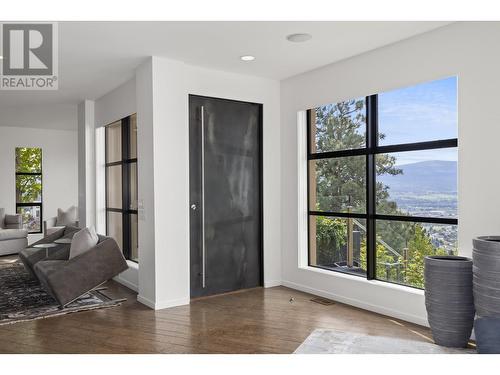 Entry Way into Great Room - 1180 Stoneypointe Court, Kelowna, BC - Indoor