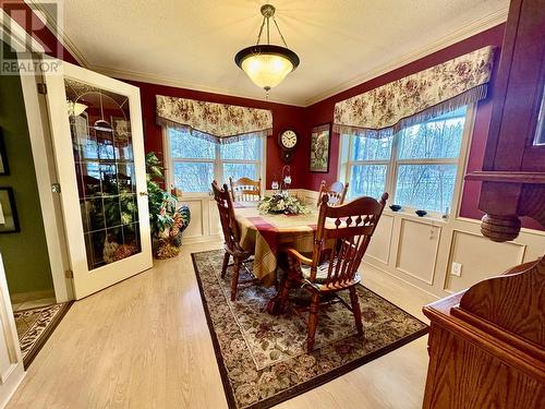 4972 Canium Court, 108 Mile Ranch, BC - Indoor Photo Showing Dining Room