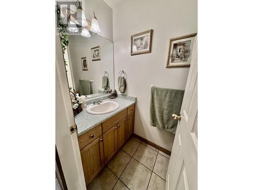 4972 Canium Court, 108 Mile Ranch, BC - Indoor Photo Showing Bathroom