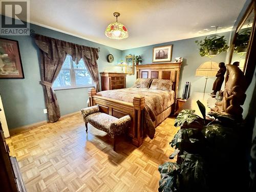 4972 Canium Court, 108 Mile Ranch, BC - Indoor Photo Showing Bedroom