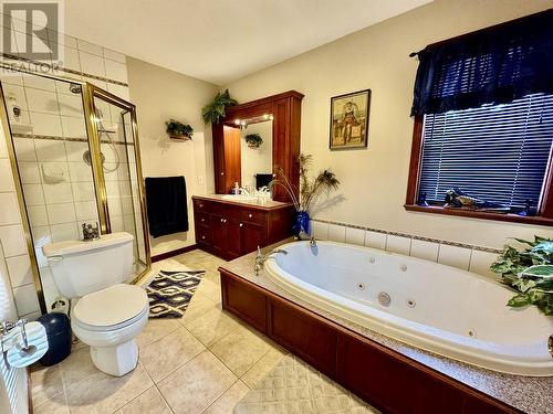 4972 Canium Court, 108 Mile Ranch, BC - Indoor Photo Showing Bathroom