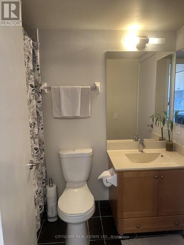 3315 - 135 Village Green Square, Toronto, ON - Indoor Photo Showing Bathroom