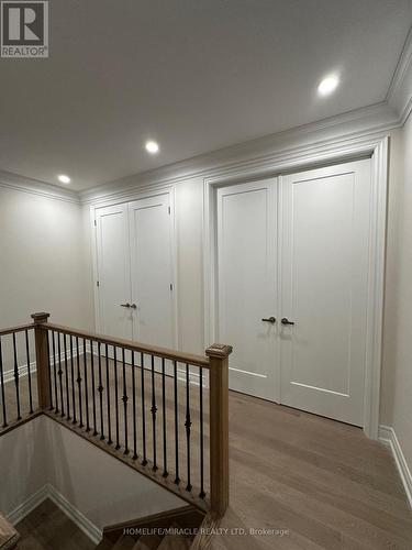 126 Petal Avenue, East Gwillimbury, ON - Indoor Photo Showing Other Room