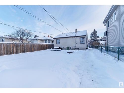 12322 95 St Nw, Edmonton, AB - Outdoor