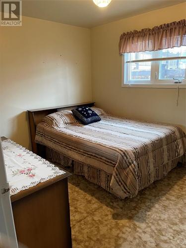 10 Water Front Road, Roberts Arm, NL - Indoor Photo Showing Bedroom