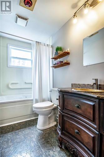 55 Outer Cove Road, Logy Bay - Middle Cove - Outer Cove, NL - Indoor Photo Showing Bathroom