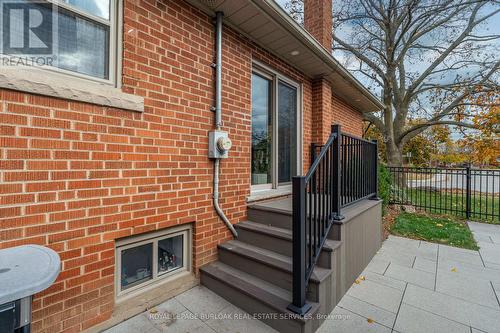 2301 Woodward Avenue, Burlington, ON - Outdoor With Exterior