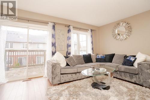 80 - 20 Mcconkey Crescent, Brant, ON - Indoor Photo Showing Living Room