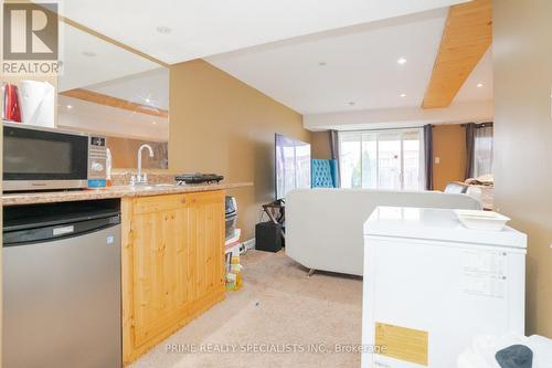 80 - 20 Mcconkey Crescent, Brant, ON - Indoor Photo Showing Laundry Room