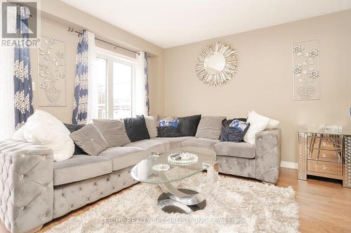 80 - 20 Mcconkey Crescent, Brant, ON - Indoor Photo Showing Living Room